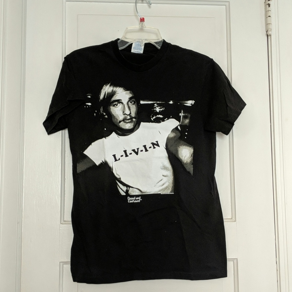 Tee shirt